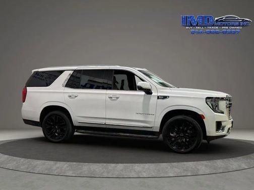 White Frost Tricoat 2021 GMC Yukon SLT