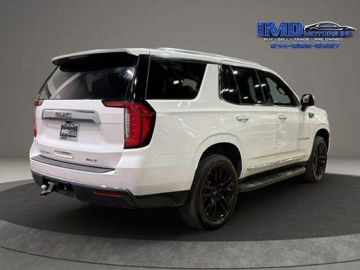 White Frost Tricoat 2021 GMC Yukon SLT