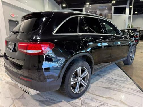 2017 Mercedes-Benz GLC 300 Base