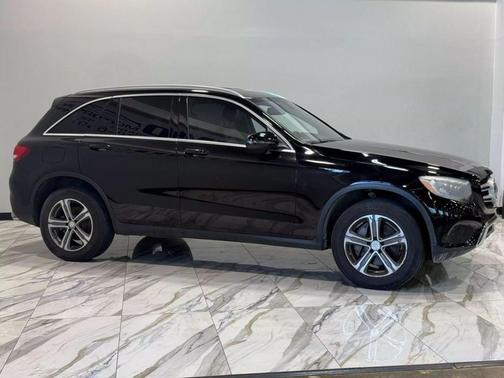 2017 Mercedes-Benz GLC 300 Base