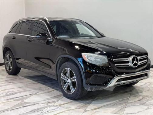 2017 Mercedes-Benz GLC 300 Base