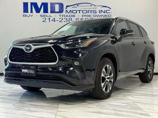 2023 Toyota Highlander XLE