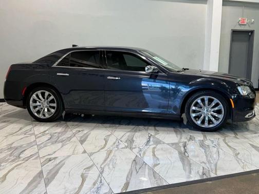2016 Chrysler 300C Base