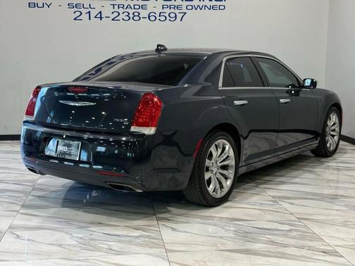 2016 Chrysler 300C Base