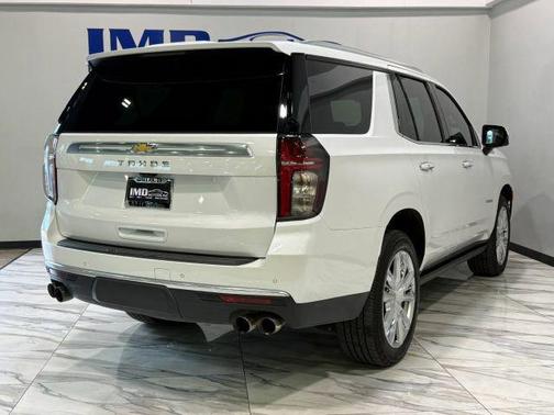 Iridescent Pearl Tricoat 2023 Chevrolet Tahoe 4WD High Country