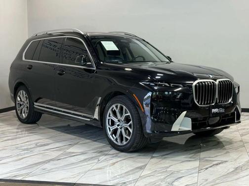 2023 BMW X7 xDrive40i