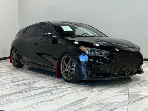 2021 Hyundai Veloster Base
