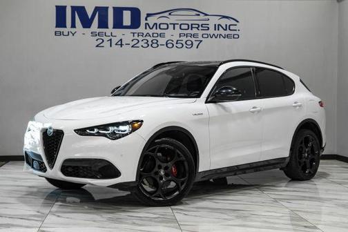 Alfa White 2024 Alfa Romeo Stelvio Veloce AWD