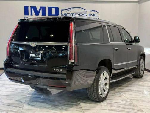 2019 Cadillac Escalade ESV Luxury