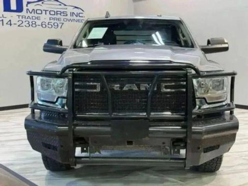 2020 RAM 2500 Big Horn Crew Cab 4x4 8' Box