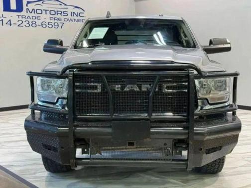 2020 RAM 2500 Big Horn Crew Cab 4x4 8' Box