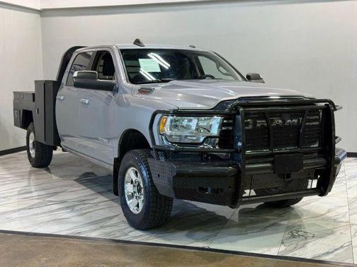 2020 RAM 2500 Big Horn Crew Cab 4x4 8' Box