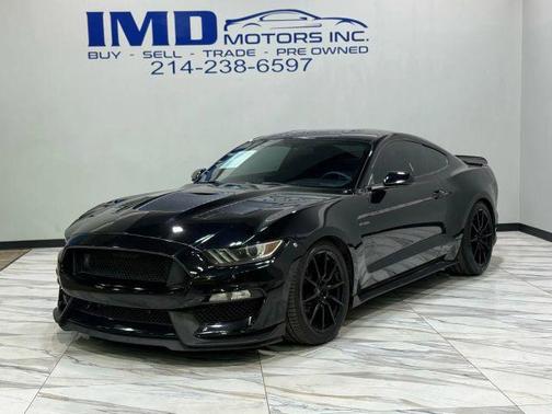 2016 Ford Shelby GT350 Base