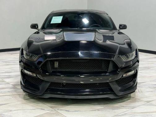 2016 Ford Shelby GT350 Base