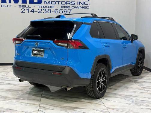 2019 Toyota RAV4 LE