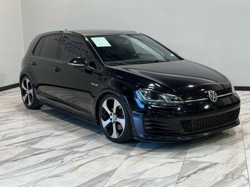 2015 Volkswagen Golf GTI 2.0T S 4-Door