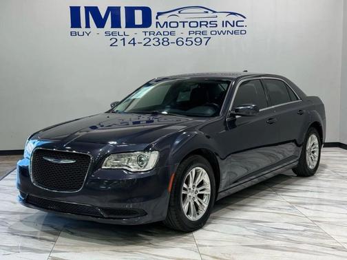 2017 Chrysler 300 Limited