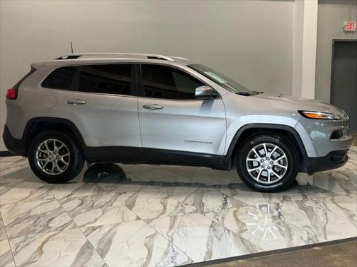 2018 Jeep Cherokee Latitude Plus