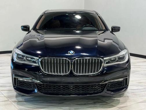 2018 BMW 750 i xDrive