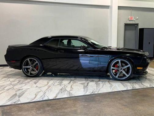2008 Dodge Challenger SRT8