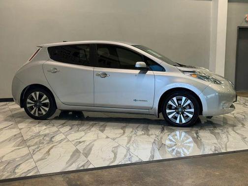 2016 Nissan Leaf SL