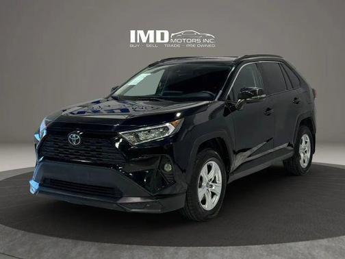 Midnight Black Metallic 2019 Toyota RAV4 XLE