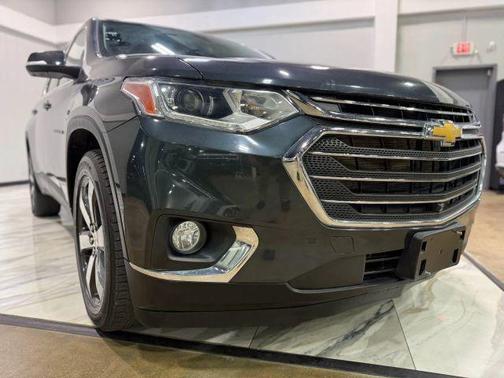 2021 Chevrolet Traverse LT Leather