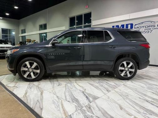 2021 Chevrolet Traverse LT Leather