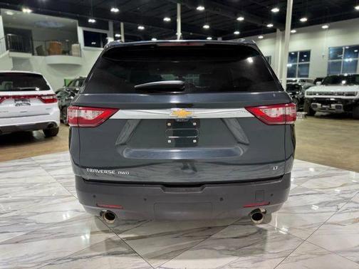 2021 Chevrolet Traverse LT Leather