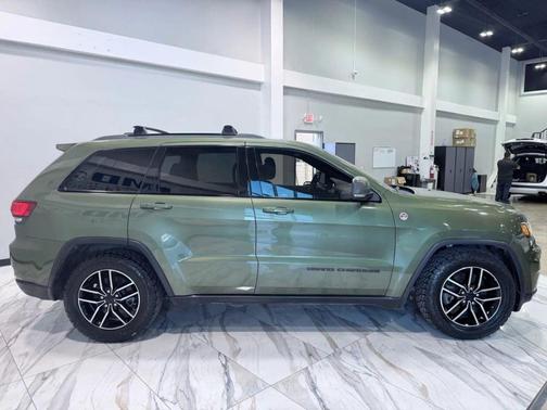 2020 Jeep Grand Cherokee Trailhawk