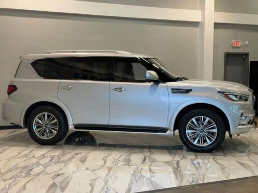 2018 INFINITI QX80 Base