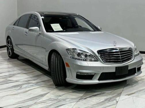 2013 Mercedes-Benz S-Class AMG Sedan