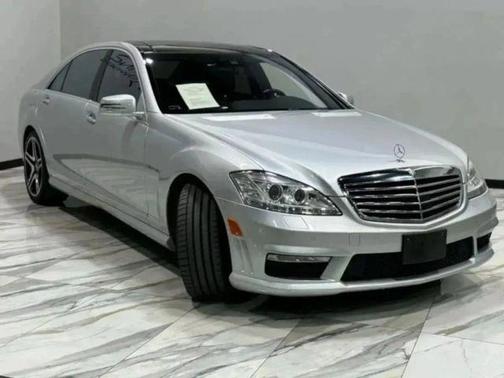 2013 Mercedes-Benz S-Class AMG Sedan
