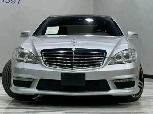 2013 Mercedes-Benz S-Class AMG Sedan