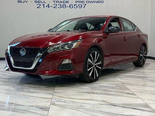 2021 Nissan Altima SR FWD