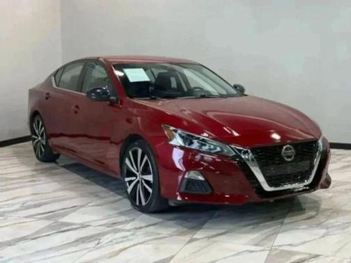2021 Nissan Altima SR FWD