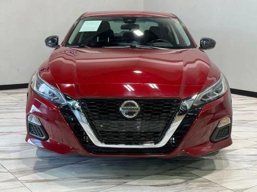 2021 Nissan Altima SR FWD