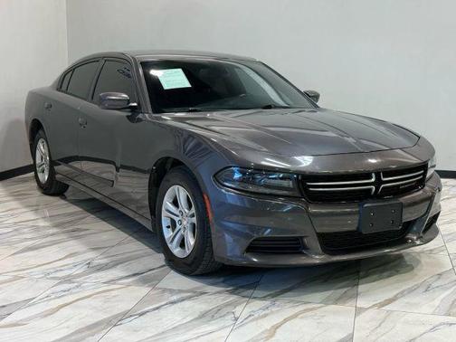 2016 Dodge Charger SE