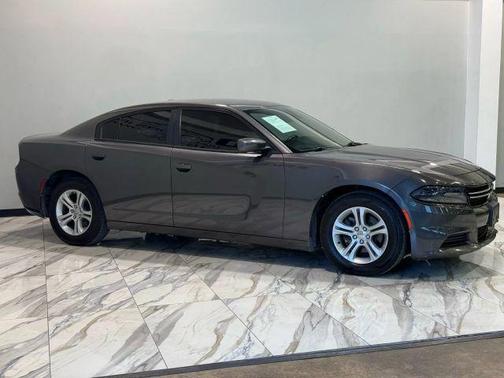 2016 Dodge Charger SE