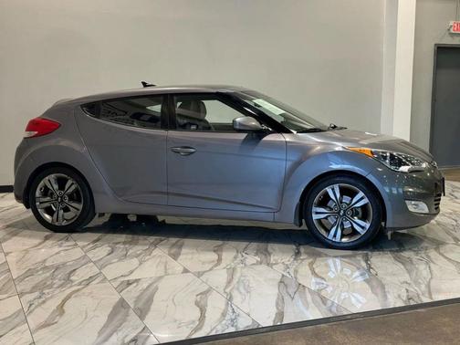 2016 Hyundai Veloster Base