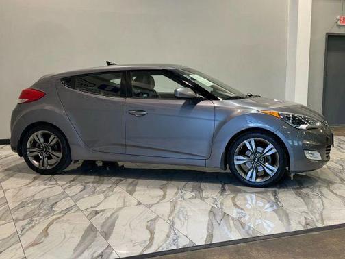 2016 Hyundai Veloster Base