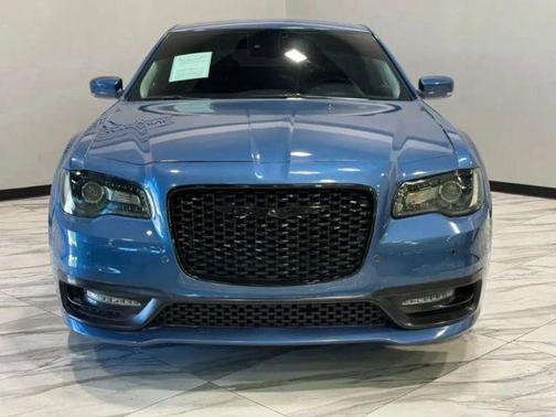 2022 Chrysler 300 Touring