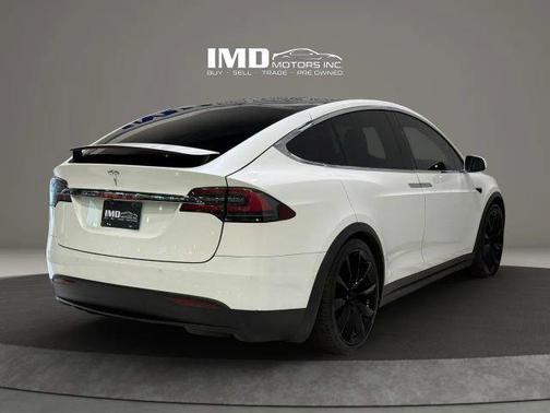 2017 Tesla Model X 75D
