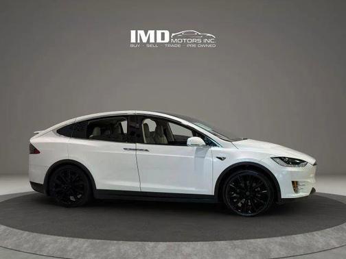 2017 Tesla Model X 75D