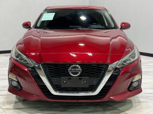 2020 Nissan Altima 2.5 SV