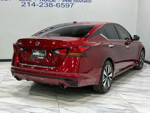 2020 Nissan Altima 2.5 SV