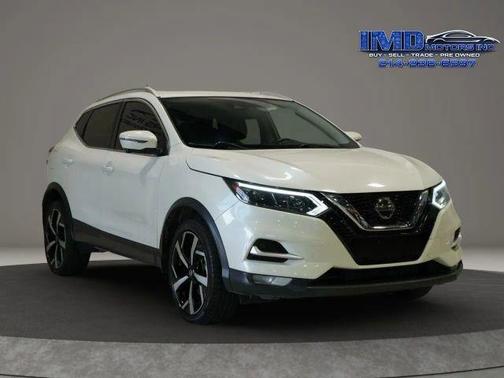 Pearl White Tricoat 2020 Nissan Rogue Sport SL