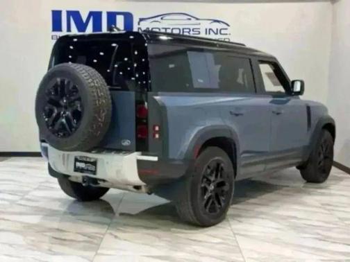 2020 Land Rover Defender 110 SE