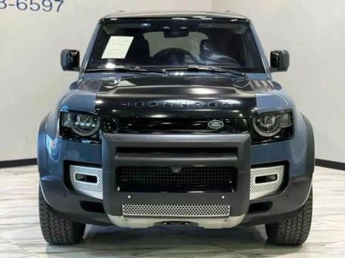 2020 Land Rover Defender 110 SE