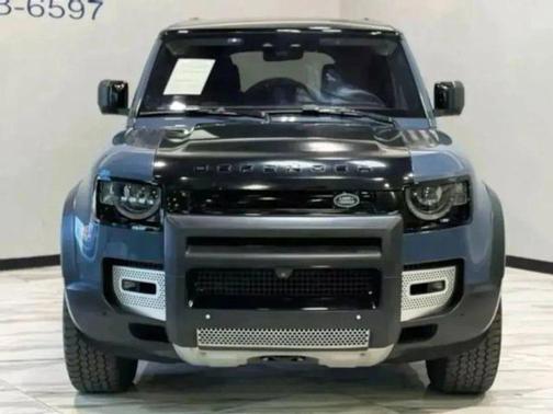 2020 Land Rover Defender 110 SE